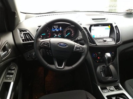 Ford Kuga 2018  випуску Вінниця з двигуном 2 л дизель позашляховик автомат за 30950 долл. 