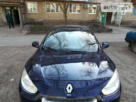 Renault Fluence 2010  випуску Донецьк з двигуном 1.5 л бензин седан механіка за 7300 долл. 