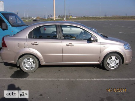 Chevrolet Aveo 2009  випуску Донецьк з двигуном 1.6 л бензин седан механіка за 6500 долл. 