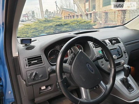 Ford Kuga 2010  випуску Київ з двигуном 2.5 л газ позашляховик автомат за 12600 долл. 