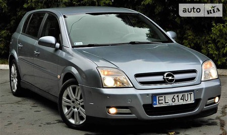 Opel Signum 2005  випуску Рівне з двигуном 0 л дизель хэтчбек механіка за 2200 долл. 