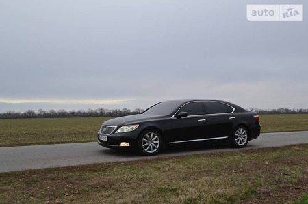 Lexus LS 460 2007  випуску Дніпро з двигуном 4.6 л бензин седан автомат за 11999 долл. 