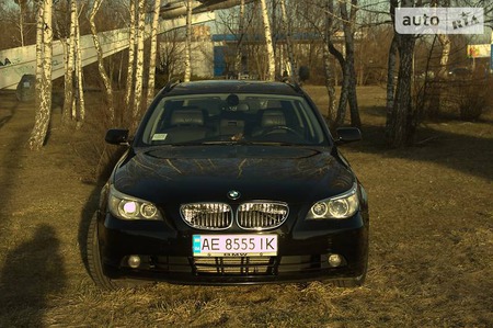 BMW 530 2006  випуску Київ з двигуном 3 л дизель універсал автомат за 12500 долл. 