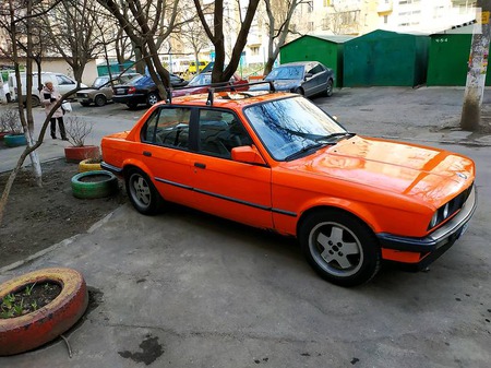 BMW 324 1986  випуску Одеса з двигуном 2.4 л дизель седан механіка за 2300 долл. 