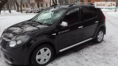 Renault Sandero Stepway 2012  випуску Донецьк з двигуном 1.6 л газ позашляховик автомат за 9200 долл. 