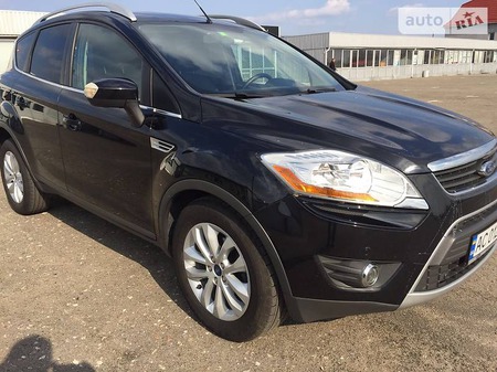 Ford Kuga 2010  випуску Київ з двигуном 2 л дизель позашляховик механіка за 13100 долл. 