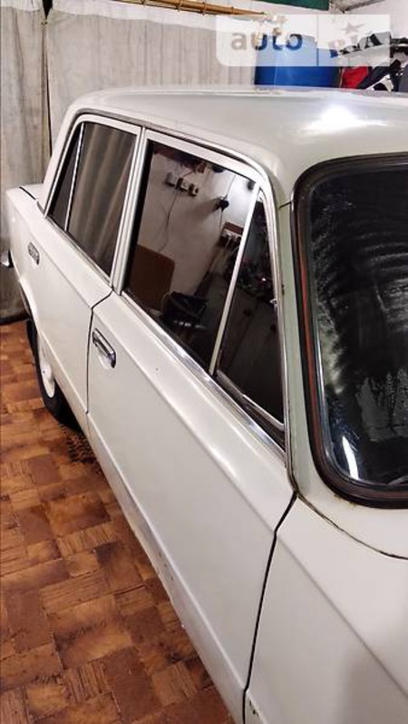 Lada 2101 1980  випуску Луганськ з двигуном 1.2 л газ седан механіка за 650 долл. 