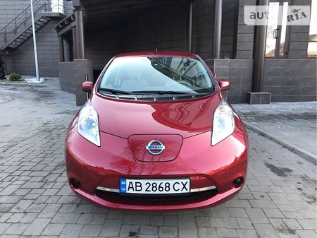 Nissan Leaf 2013  випуску Вінниця з двигуном 1 л електро хэтчбек автомат за 10900 долл. 