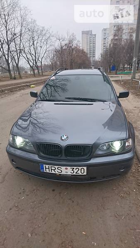 BMW 318 2002  випуску Харків з двигуном 2 л газ універсал автомат за 2000 долл. 