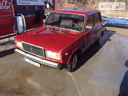 Lada 2105 1982  випуску Львів з двигуном 0 л газ седан механіка за 630 долл. 