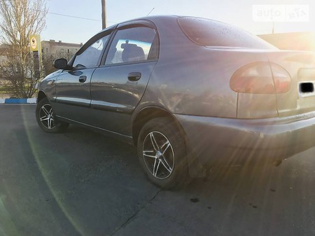 Daewoo Lanos 2008  випуску Миколаїв з двигуном 1.5 л газ седан механіка за 3399 долл. 