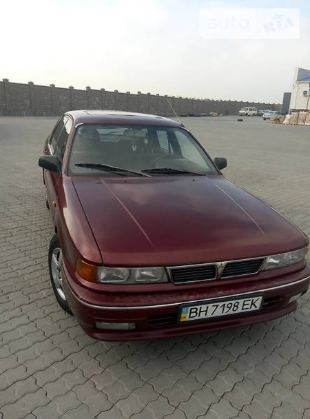 Mitsubishi Galant 1992  випуску Одеса з двигуном 1.8 л бензин хэтчбек механіка за 2500 долл. 
