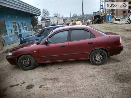 Daewoo Nubira 1998  випуску Хмельницький з двигуном 1.6 л газ седан  за 2200 долл. 