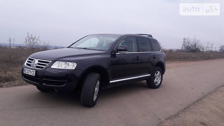 Volkswagen Touareg 2005  випуску Миколаїв з двигуном 2.5 л дизель позашляховик автомат за 12800 долл. 