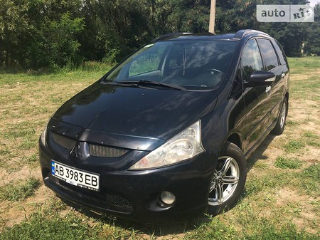 Mitsubishi Grandis 2008  випуску Київ з двигуном 2.4 л газ мінівен автомат за 7700 долл. 