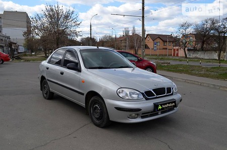 Daewoo Lanos 2007  випуску Миколаїв з двигуном 1.4 л газ седан механіка за 4200 долл. 