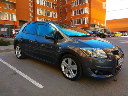 Toyota Auris 2008  випуску Тернопіль з двигуном 2.2 л дизель хэтчбек механіка за 7900 долл. 