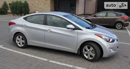 Hyundai Elantra 2013  випуску Черкаси з двигуном 1.8 л бензин седан автомат за 13450 долл. 