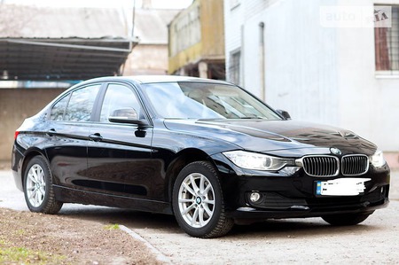 BMW 318 2015  випуску Дніпро з двигуном 0 л дизель седан автомат за 21500 долл. 