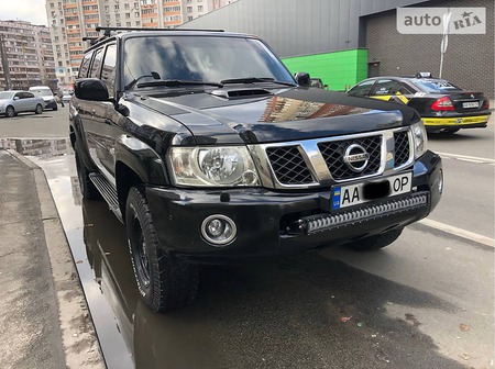 Nissan Patrol 2006  випуску Київ з двигуном 3 л дизель позашляховик автомат за 19500 долл. 