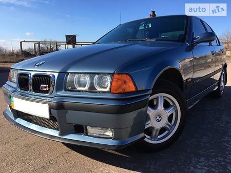 BMW 318 1996  випуску Житомир з двигуном 1.8 л газ седан механіка за 6000 долл. 