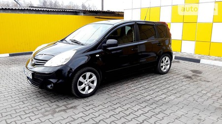 Nissan Note 2010  випуску Житомир з двигуном 0 л дизель хэтчбек механіка за 7400 долл. 