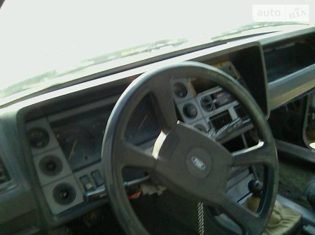 Ford Granada 1980  випуску Дніпро з двигуном 2.3 л бензин седан механіка за 960 долл. 