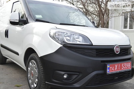 Fiat Doblo 2016  випуску Харків з двигуном 1.3 л дизель мінівен механіка за 8499 долл. 