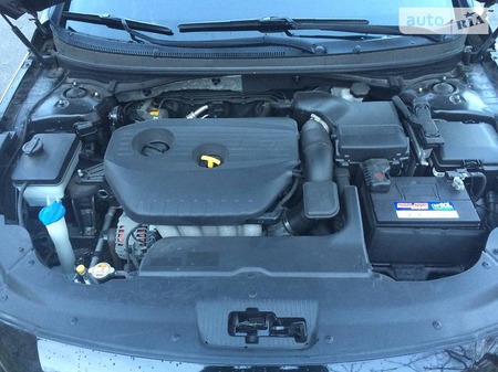 Hyundai Sonata 2015  випуску Вінниця з двигуном 2 л газ седан автомат за 13999 долл. 