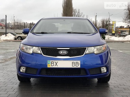 KIA Cerato 2010  випуску Хмельницький з двигуном 0 л бензин седан механіка за 7300 долл. 