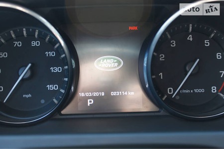 Land Rover Discovery Sport 2016  випуску Дніпро з двигуном 2 л бензин позашляховик автомат за 29900 долл. 