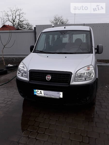 Fiat Doblo 2013  випуску Черкаси з двигуном 1.3 л дизель мінівен механіка за 9500 долл. 