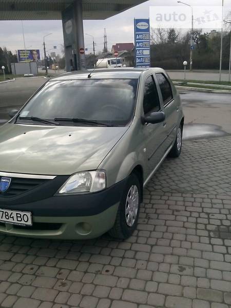 Dacia Logan 2007  випуску Івано-Франківськ з двигуном 1.6 л газ седан механіка за 4700 долл. 