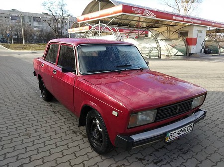 Lada 2105 1988  випуску Львів з двигуном 1.2 л газ седан механіка за 950 долл. 