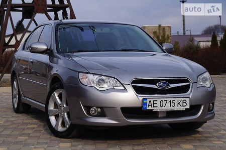 Subaru Legacy 2009  випуску Дніпро з двигуном 2 л бензин седан механіка за 7700 долл. 