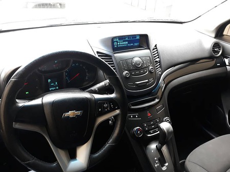 Chevrolet Orlando 2012  випуску Львів з двигуном 2 л дизель мінівен автомат за 10999 долл. 