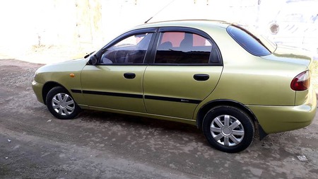 Daewoo Lanos 2007  випуску Хмельницький з двигуном 1.5 л газ седан механіка за 3280 долл. 