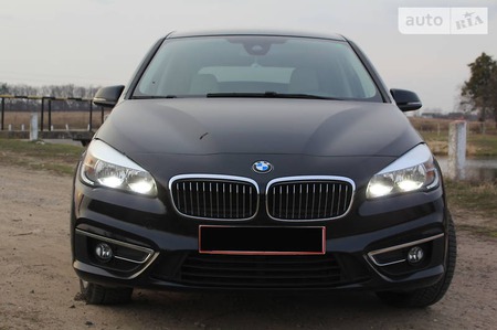 BMW 216 2016  випуску Київ з двигуном 1.5 л дизель мінівен автомат за 23800 долл. 