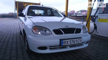 Daewoo Lanos 2008  випуску Хмельницький з двигуном 1.4 л газ седан механіка за 2800 долл. 