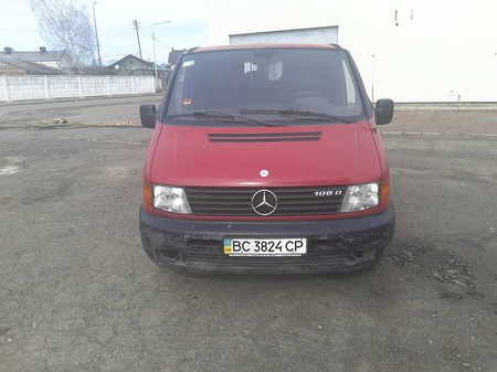 Mercedes-Benz Vito 1998  випуску Львів з двигуном 2.3 л дизель мінівен механіка за 4000 долл. 