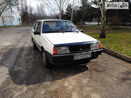 Lada 21093 1992  випуску Запоріжжя з двигуном 1.5 л газ хэтчбек механіка за 2150 долл. 