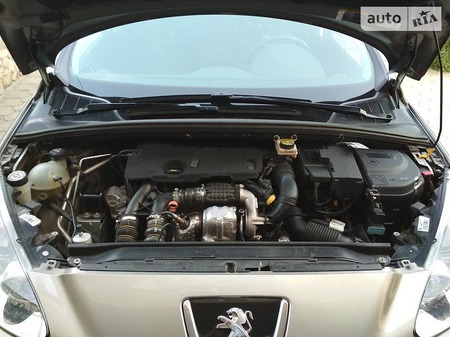 Peugeot 308 SW 2013  випуску Тернопіль з двигуном 1.6 л дизель універсал механіка за 8900 долл. 