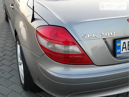 Mercedes-Benz SLK 280 2006  випуску Івано-Франківськ з двигуном 3 л бензин кабріолет автомат за 18000 долл. 