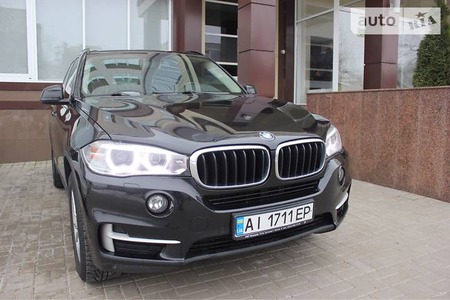 BMW X5 2015  випуску Черкаси з двигуном 2 л дизель позашляховик автомат за 38200 долл. 