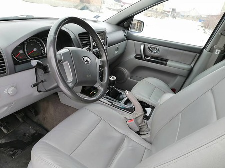 KIA Sorento 2007  випуску Чернівці з двигуном 2.5 л дизель позашляховик механіка за 13000 долл. 