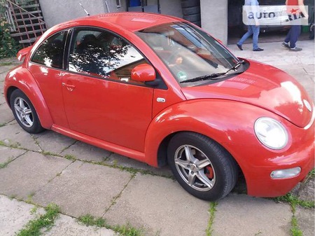 Volkswagen Beetle 1999  випуску Луцьк з двигуном 2 л бензин ліфтбек механіка за 3500 долл. 