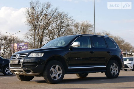 Volkswagen Touareg 2006  випуску Миколаїв з двигуном 3 л дизель позашляховик автомат за 16000 долл. 