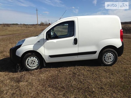 Peugeot Bipper 2010  випуску Суми з двигуном 1.3 л дизель мінівен механіка за 4850 долл. 