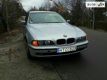 BMW 523 1998  випуску Рівне з двигуном 2.5 л бензин седан механіка за 1750 долл. 