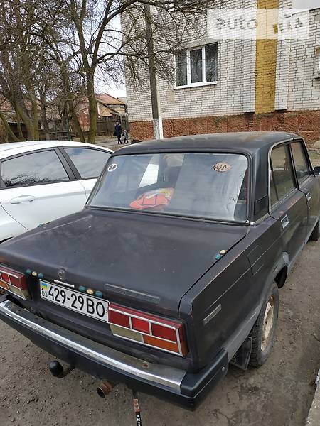 Lada 2107 1986  випуску Львів з двигуном 1.5 л бензин седан механіка за 850 долл. 